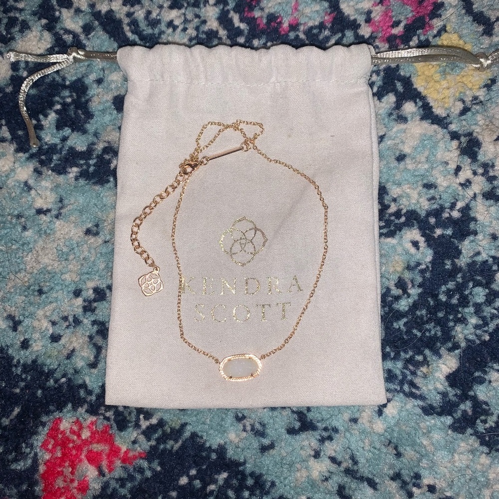 Kendra Scott Elisa necklace